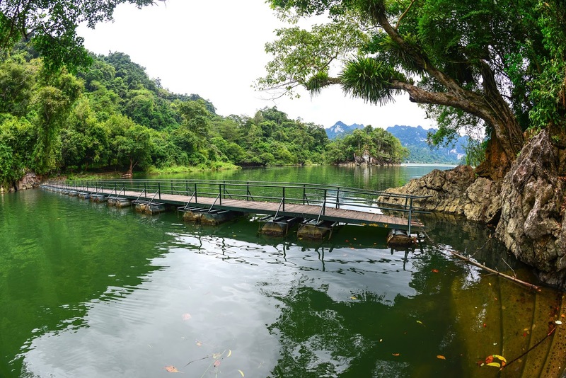 Đền An Mạ, chốn linh thiêng giữa lòng hồ Ba Bể đẹp như tranh 9