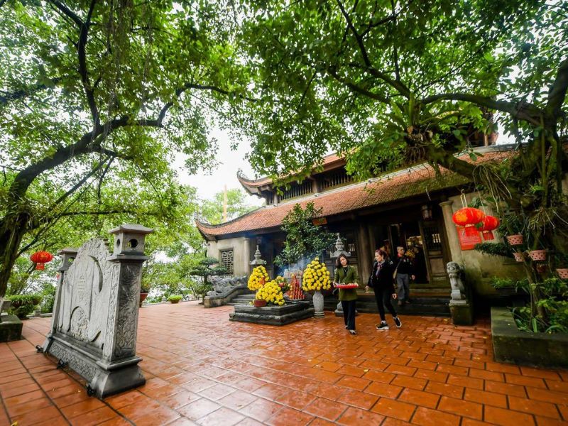 Đền Cao An Phụ: Điểm đến linh thiêng trên núi cao 246m 2