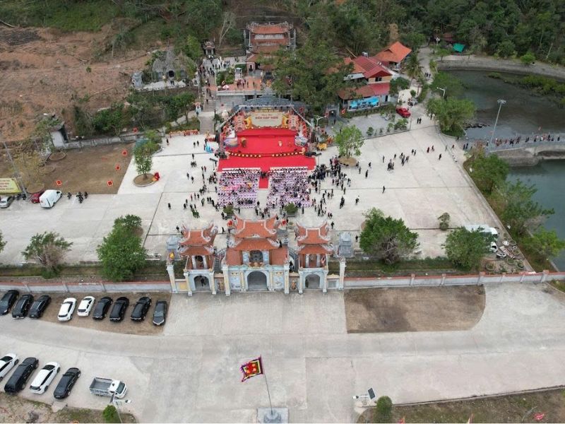 Về Đền Cặp Tiên nghe chuyện xưa, ngắm cảnh biển trời Vân Đồn 2
