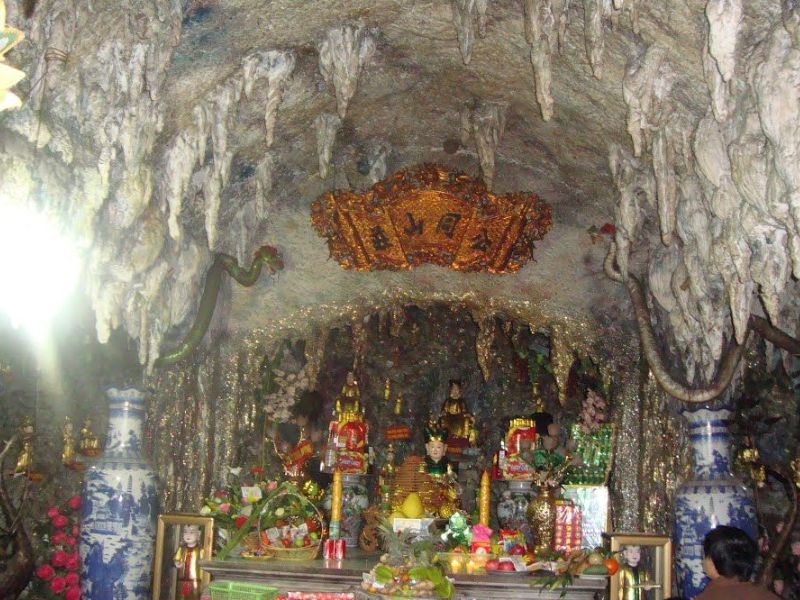 Về Đền Cặp Tiên nghe chuyện xưa, ngắm cảnh biển trời Vân Đồn 4