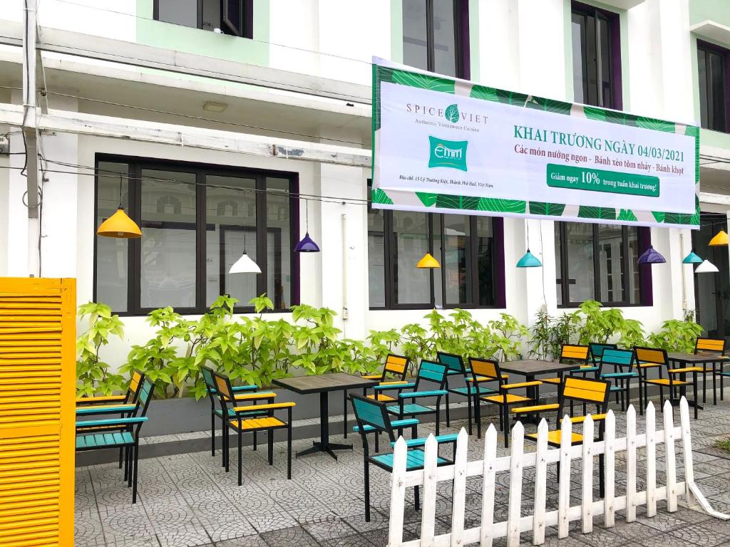 Đến ÊMM Hotel Huế khám phá không gian cổ điển giữa lòng thành phố 18