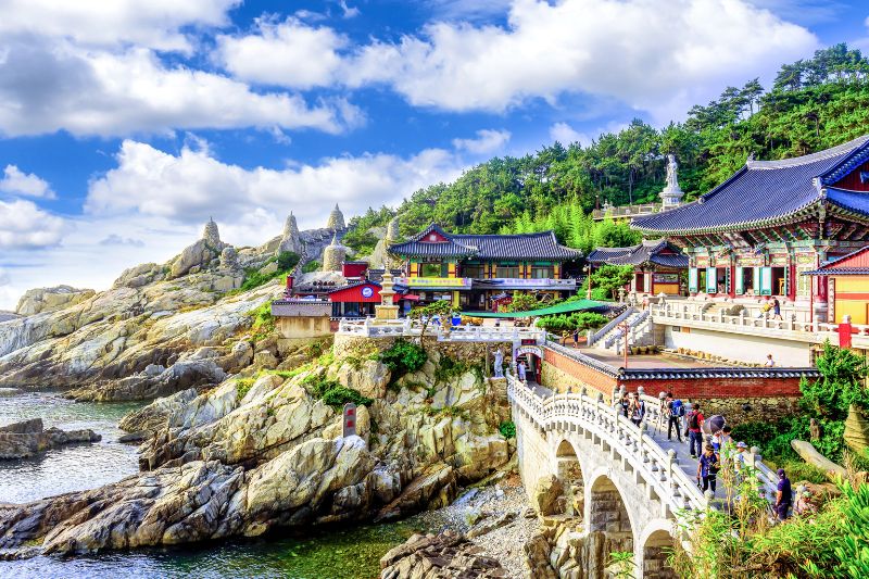 Haedong Yonggungsa, ngôi đền ôm trọn cảnh biển tại Busan 2