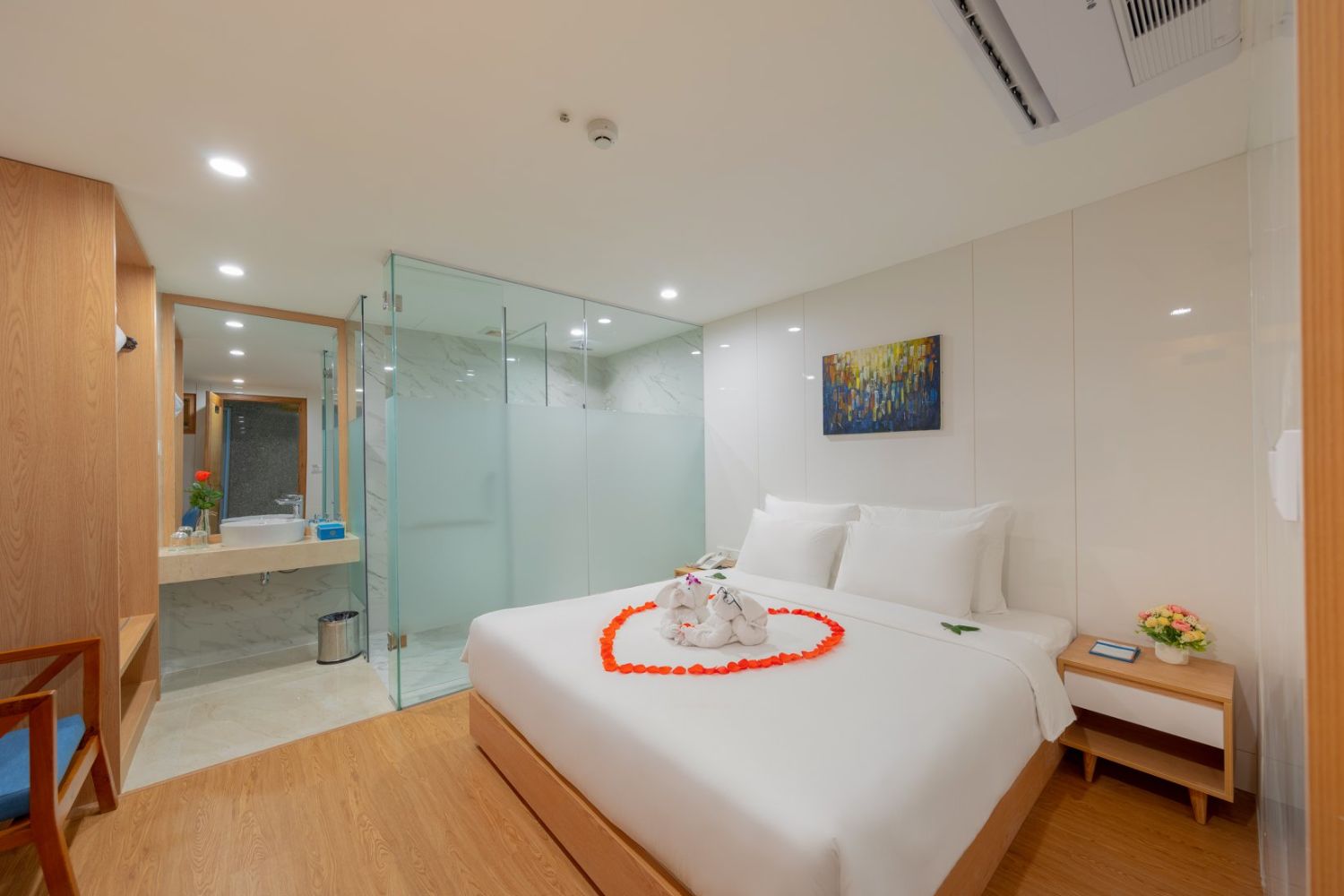 Đến KOVA Diamond Hotel Da Nang để tận hưởng kỳ nghỉ thoải mái và trọn vẹn 3