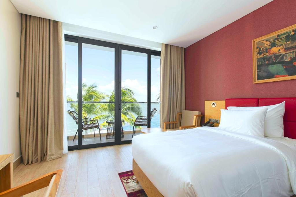 Đến Marina Bay Vung Tau Resort Spa để tận hưởng hương vị của biển cả 4