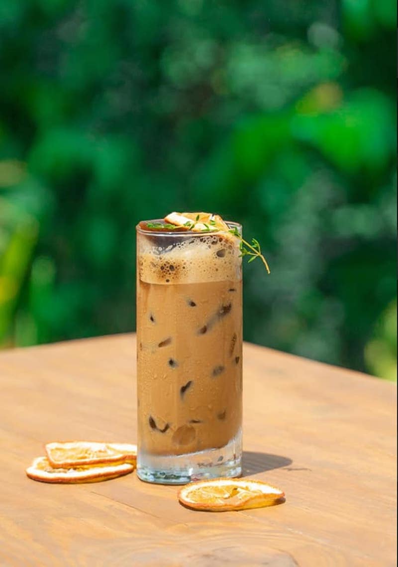 Đến ngay Neverland Coffee để như đang được nghỉ dưỡng ở resort cao cấp 12