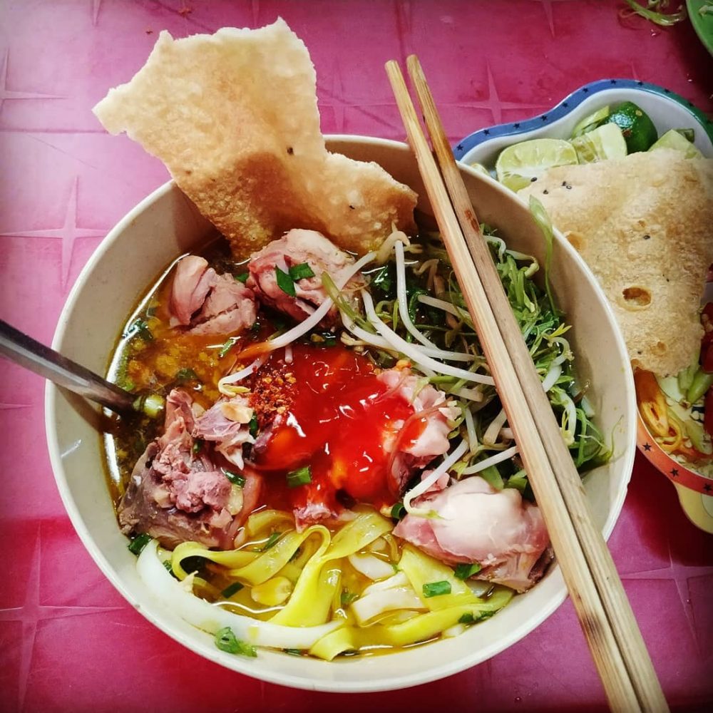 Mì Quảng Nha Trang, món ăn tưởng quen nhưng rất mới lạ 11