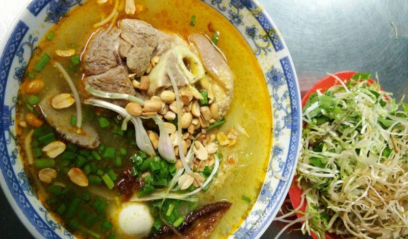 Mì Quảng Nha Trang, món ăn tưởng quen nhưng rất mới lạ 12