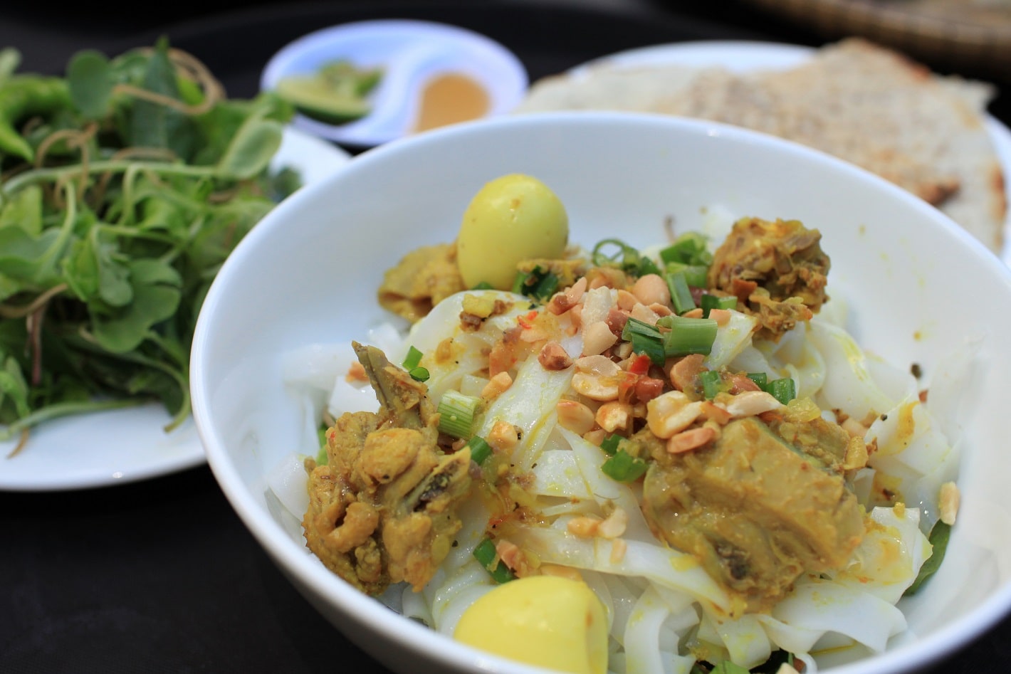 Mì Quảng Nha Trang, món ăn tưởng quen nhưng rất mới lạ 13