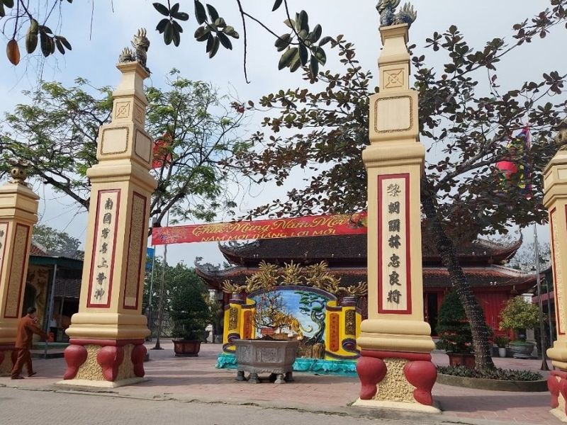Đền Ông Hoàng Mười: Di sản tâm linh giữa non nước Nghệ An 8