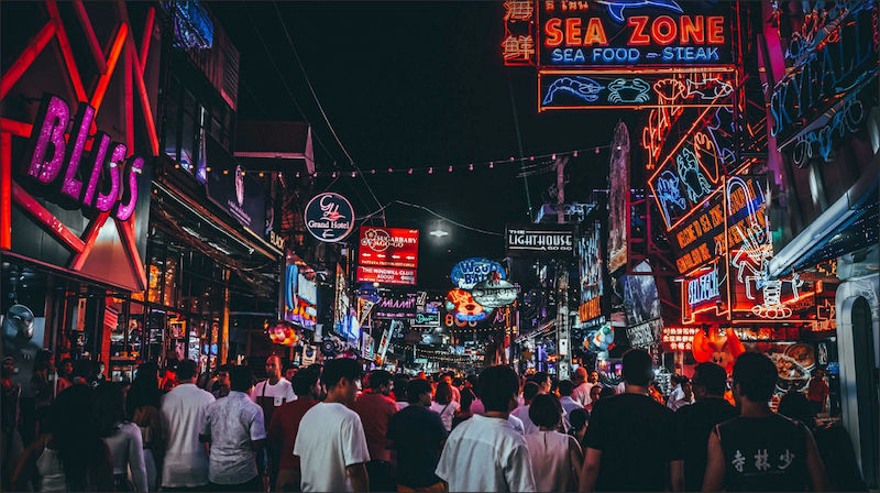 Đến phố đèn đỏ Pattaya chiêm ngưỡng đặc sản giải trí về đêm
