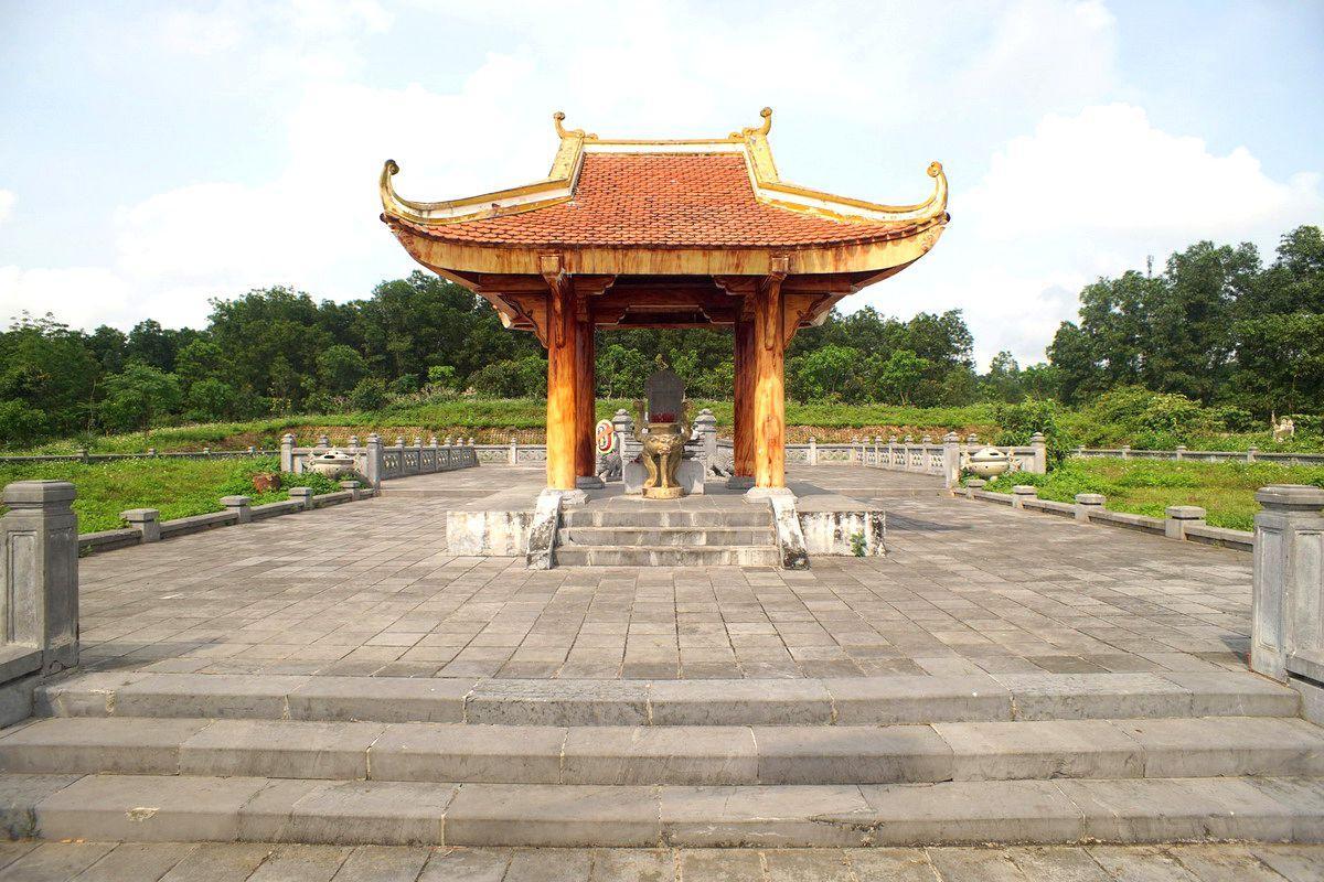 Đến Quảng Bình thăm Lăng mộ Lễ Thành Hầu Nguyễn Hữu Cảnh 3