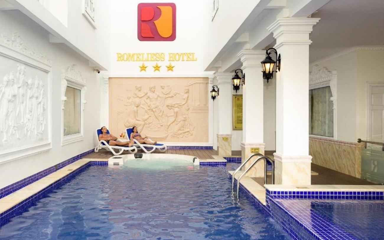 Đến Romeliess Hotel để ngắm trọn vẻ đẹp của biển cả 15