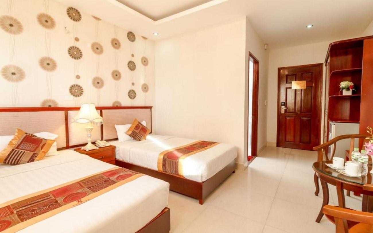 Đến Romeliess Hotel để ngắm trọn vẻ đẹp của biển cả 4