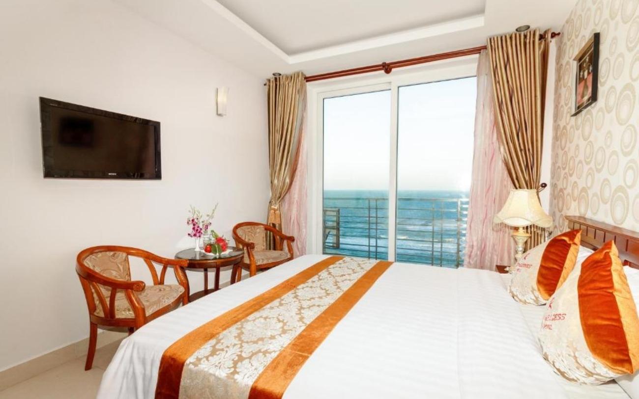 Đến Romeliess Hotel để ngắm trọn vẻ đẹp của biển cả 9