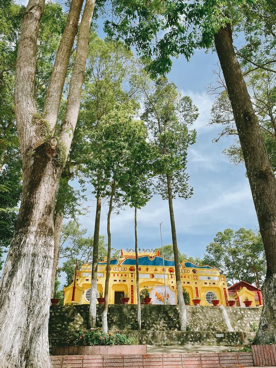 Đền thờ Thoại Ngọc Hầu, điểm đến tâm linh nổi tiếng xứ Châu Đốc An Giang 2