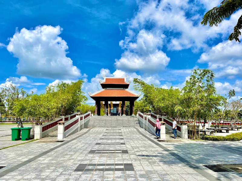 11 ngôi đền thờ Vua Hùng linh thiêng từ Bắc chí Nam 7