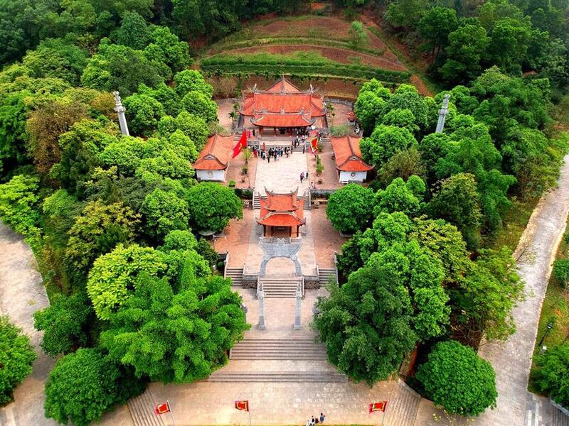 11 ngôi đền thờ Vua Hùng linh thiêng từ Bắc chí Nam 10