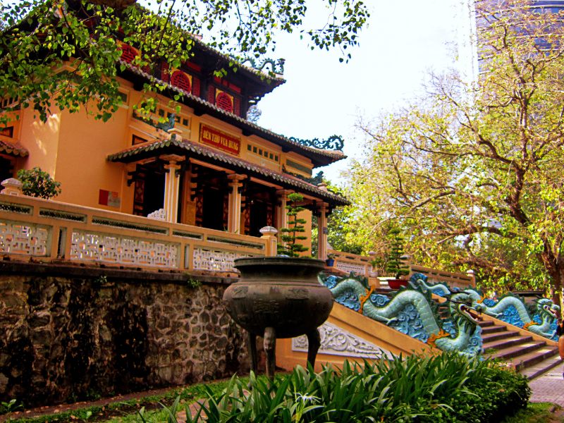 3 Đền thờ Vua Hùng ở Sài Gòn: Địa chỉ, ý nghĩa và gợi ý tham quan 3