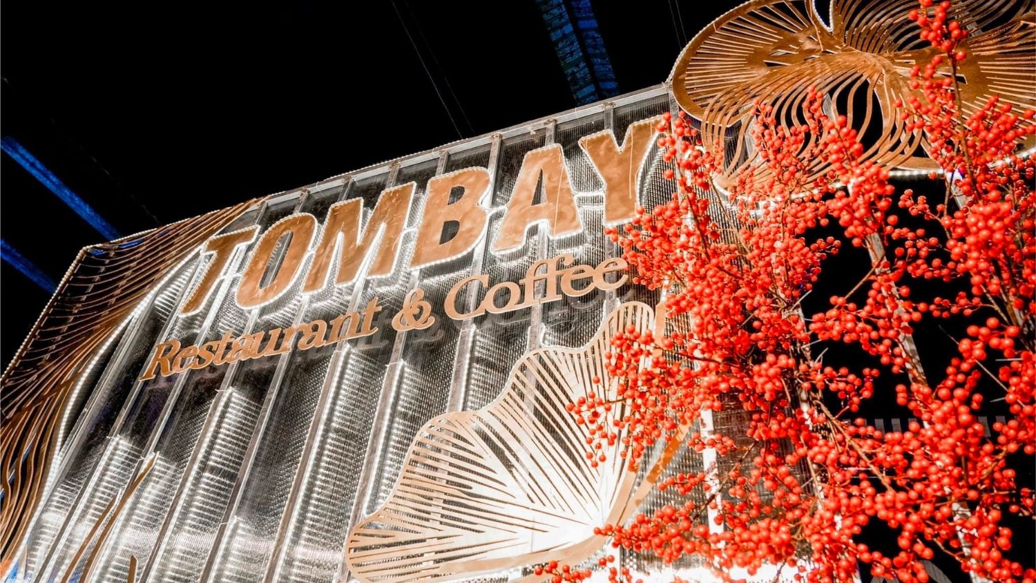 Đến Tombay Restaurant thưởng thức lẩu tự chọn thơm ngon, hấp dẫn 2