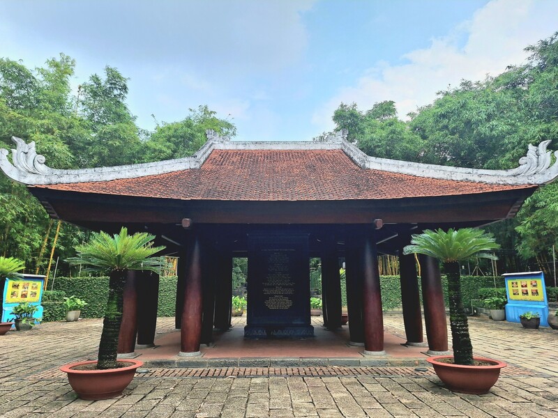 Đền Tưởng niệm các Vua Hùng Quận 9 linh thiêng giữa lòng Sài Gòn 5