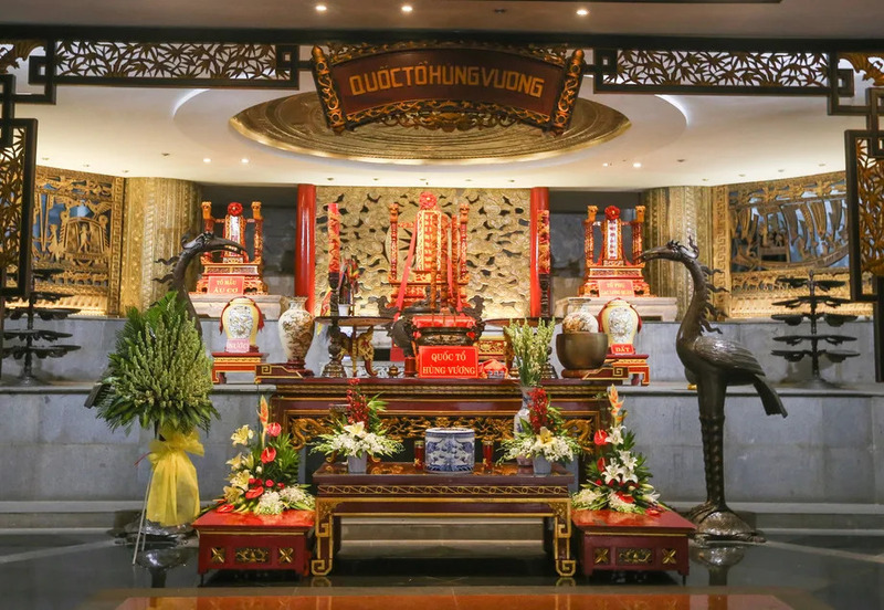 Đền Tưởng niệm các Vua Hùng Quận 9 linh thiêng giữa lòng Sài Gòn 6