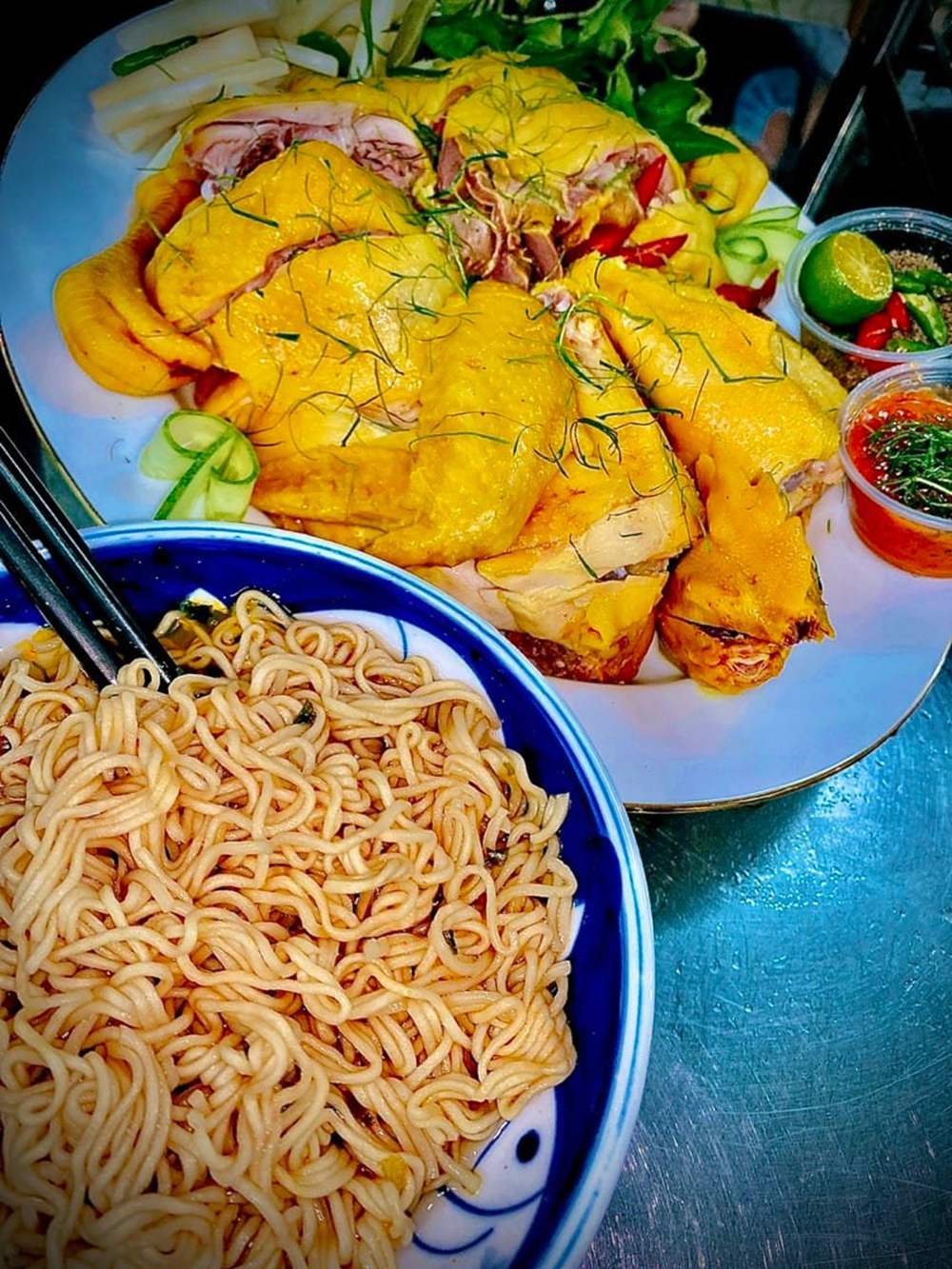 Đến với Kwai's Bistro Con Dao để chill trong không gian ấm cúng và lung linh 8