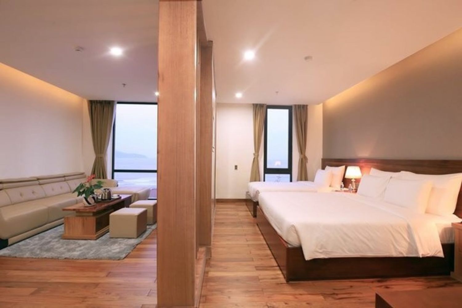 Đến với Sunny Ocean Hotel And Spa để cảm nhận sự tinh khiết của biển cả 11