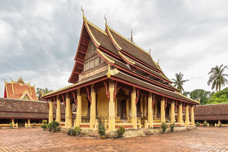 Ghé thăm Wat Si Saket, ngôi đền nhiều tượng cổ nhất của Lào 2