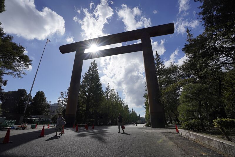 Đền Yasukuni Tokyo, điểm đến tâm linh và những tranh cãi lịch sử 5
