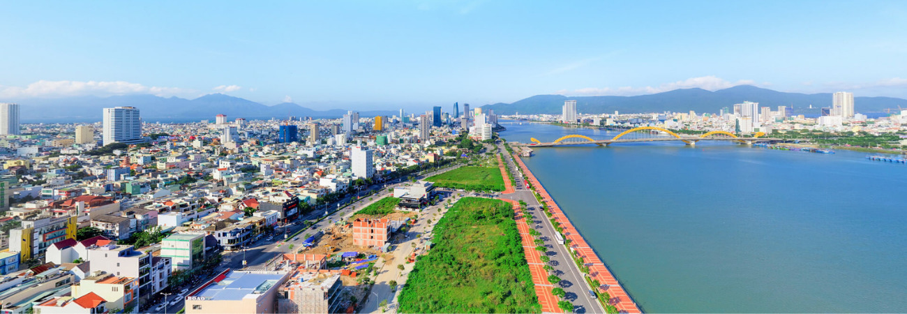 Hà Nội vào Đà Nẵng bằng xe khách mất mấy tiếng? Nên đi chuyến nào?