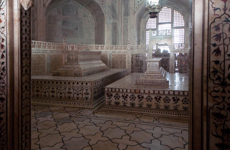 Kiệt tác kiến trúc đền Taj Mahal vang danh Ấn Độ 9