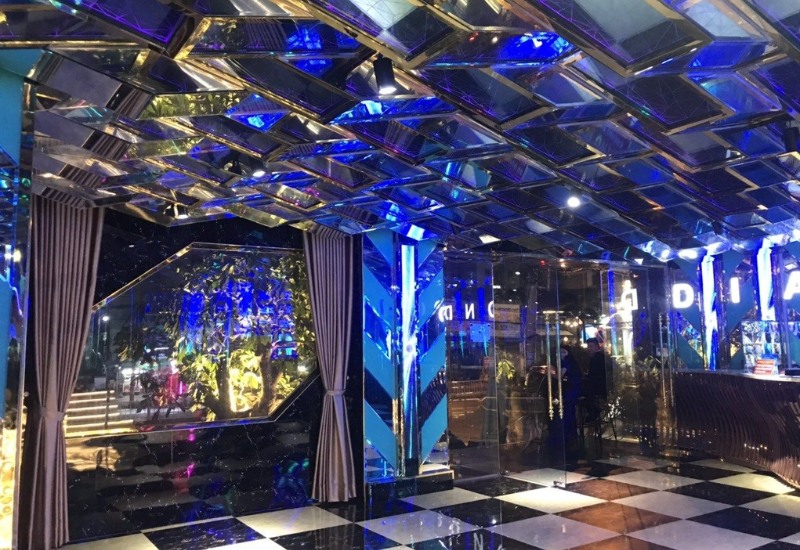 Top 8 quán karaoke Bình Tân xịn sò, phòng hát hiện đại 9