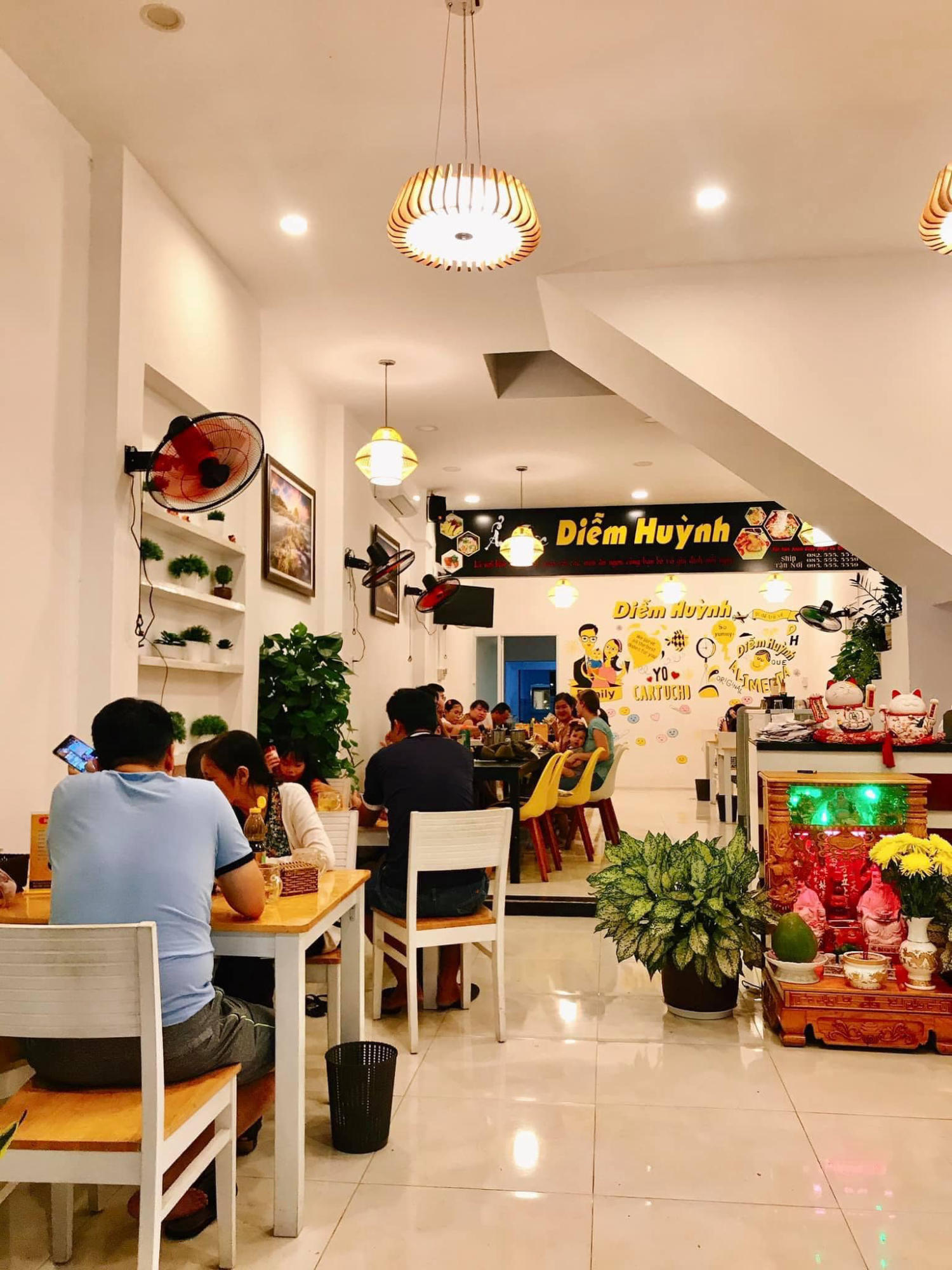 Diễm Huỳnh Restaurant Phú Yên - Nhà hàng Phú Yên ngon khó cưỡng giữa trung tâm thành phố 3