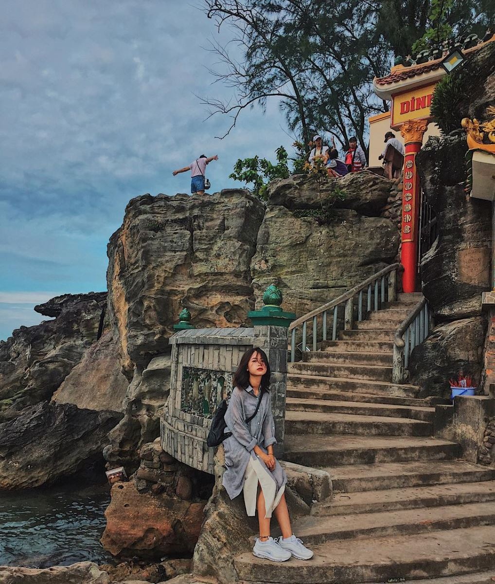 Dinh Cậu Phú Quốc (Miếu thờ Long Vương) - Điểm ngắm hoàng hôn đẹp nhất Phú Quốc 15