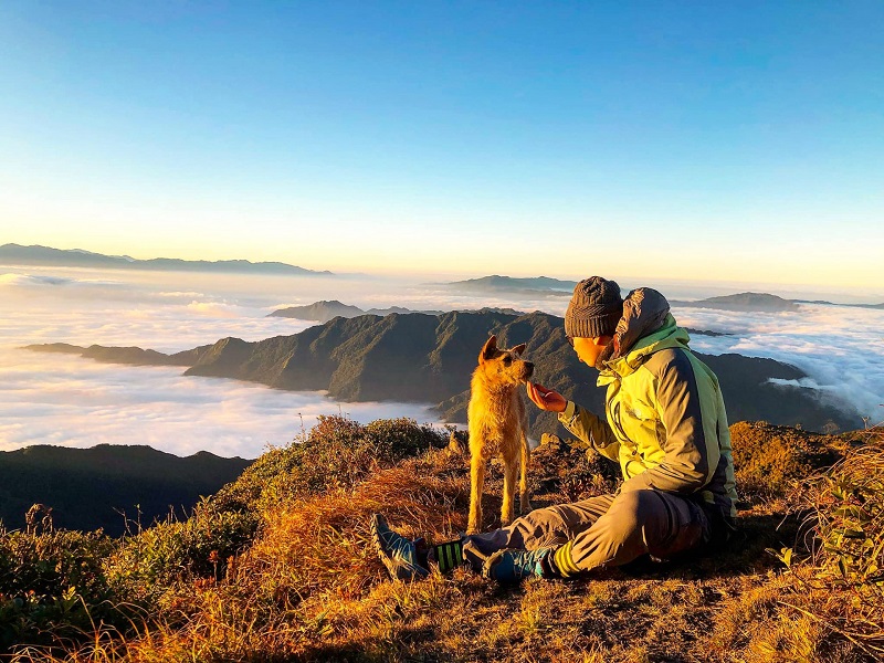 Trekking 12 đỉnh núi cao nhất Việt Nam ngắm trọn non nước đất trời 12