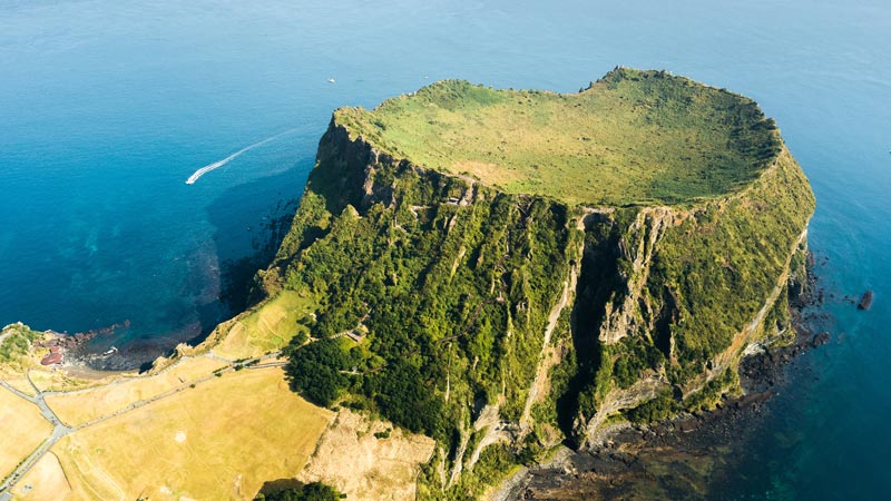 Ghé thăm Seongsan Ilchulbong, khám phá núi lửa tuyệt đẹp của Jeju 2