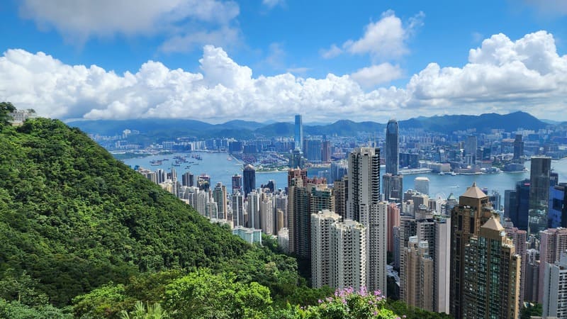 Rực rỡ núi Thái Bình, nơi chiêm ngưỡng đường chân trời Hong Kong 2