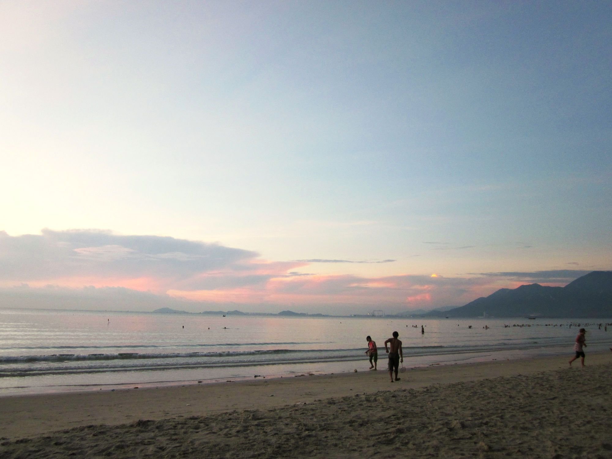 Dốc Lết Nha Trang - Bãi biển xinh đẹp nằm gần cực Đông tổ quốc 9