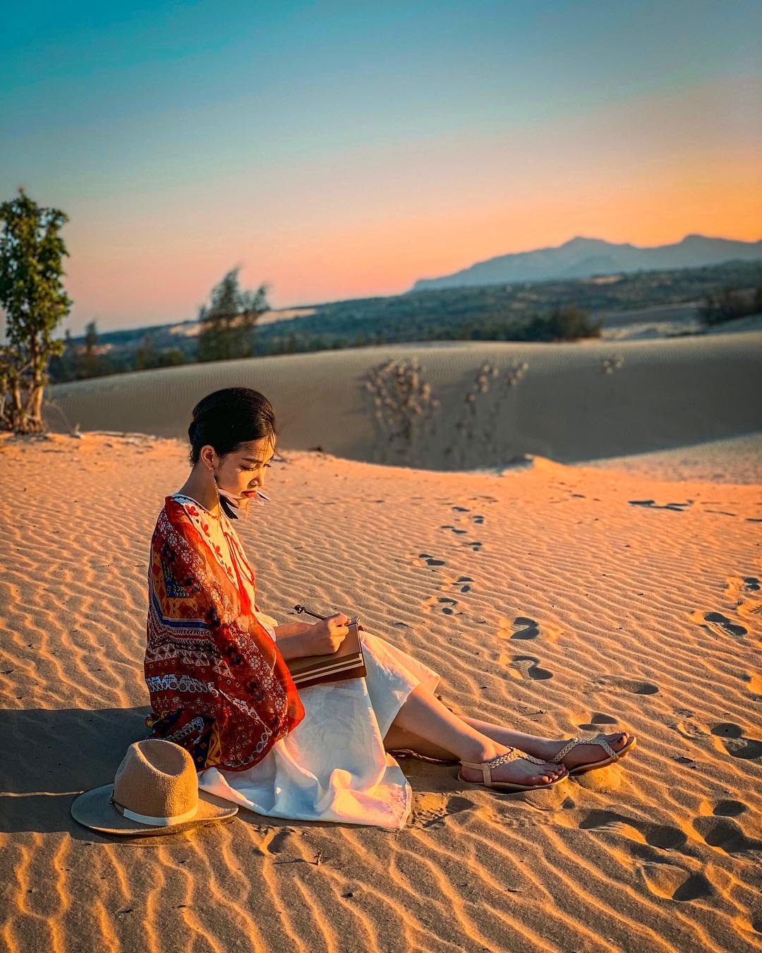 Đồi cát Nam Cương, thiên đường sống ảo của giới trẻ Ninh Thuận 6
