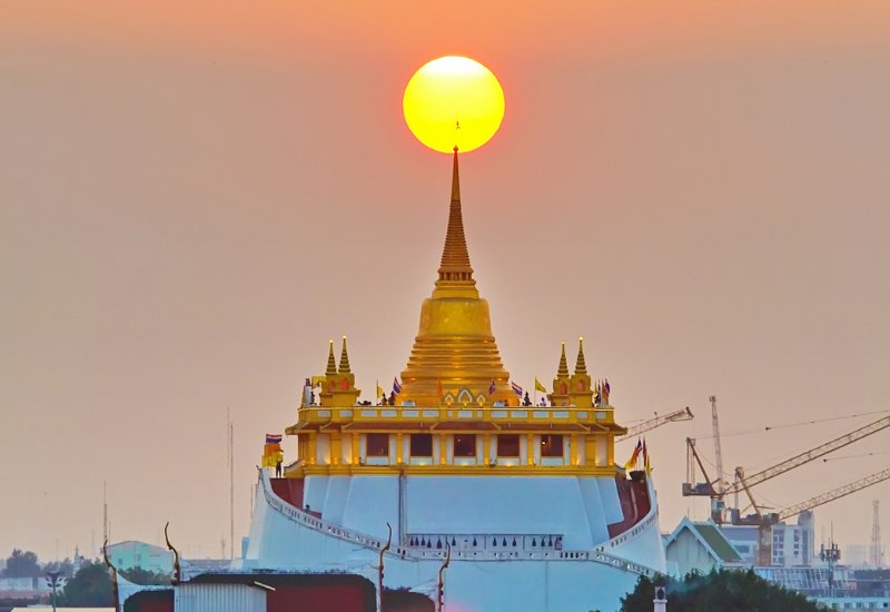 Khám phá Wat Saket: ngôi chùa linh thiêng nhất Bangkok 2