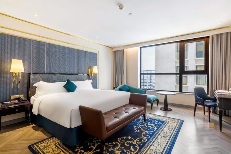 Khám phá khách sạn dát vàng Dolce By Wyndham Hanoi Golden Lake 5