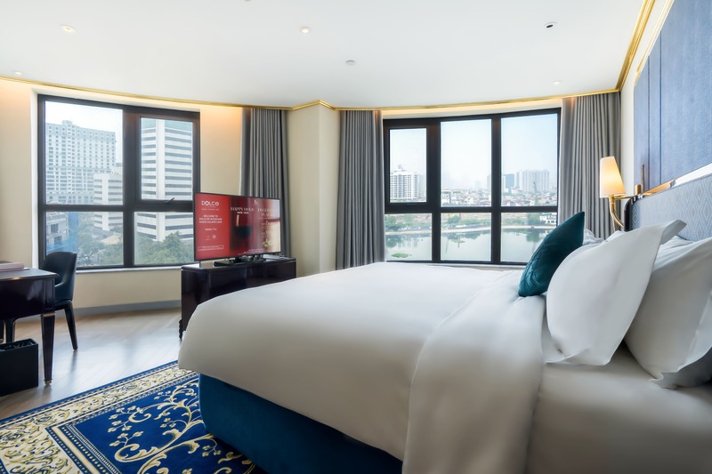 Khám phá khách sạn dát vàng Dolce By Wyndham Hanoi Golden Lake 8