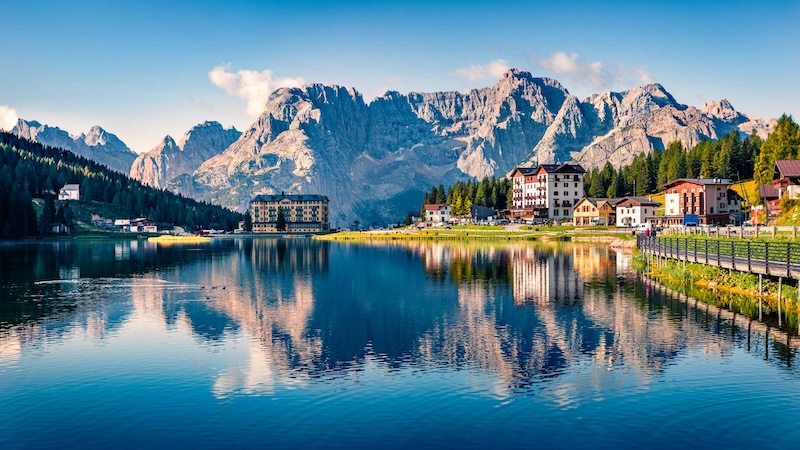 Rặng núi Dolomites, kiệt tác trên đá trong lòng tim Alps 4