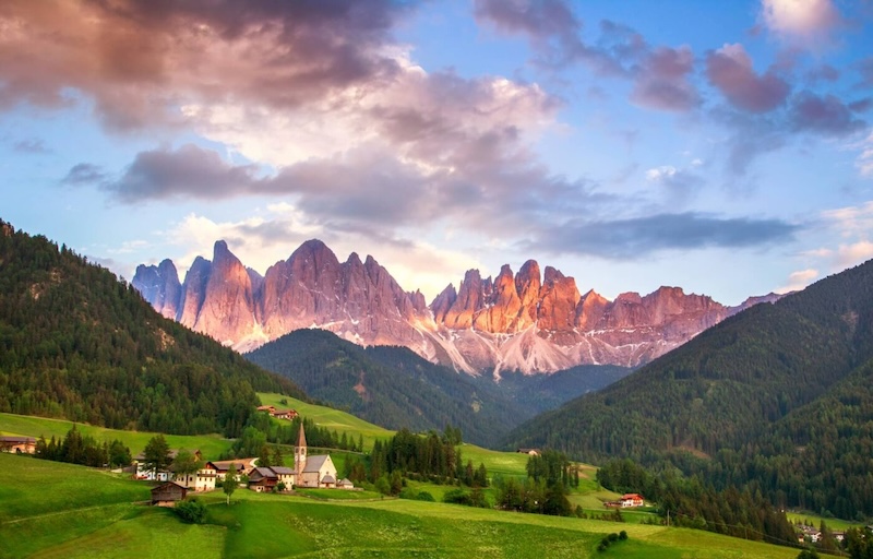 Rặng núi Dolomites, kiệt tác trên đá trong lòng tim Alps 2