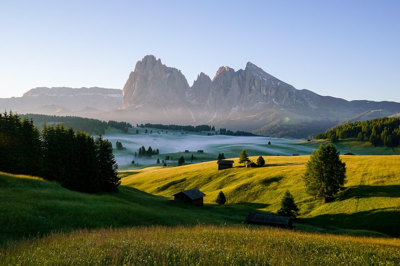 Rặng núi Dolomites, kiệt tác trên đá trong lòng tim Alps 13