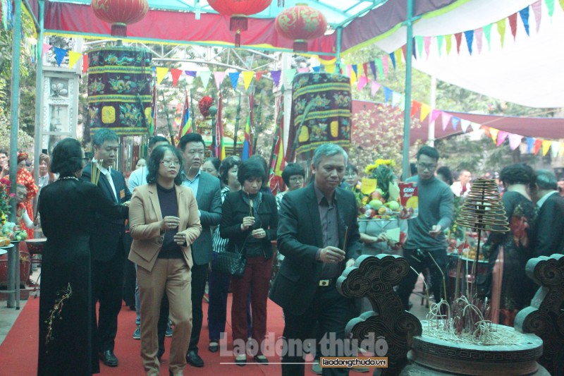 Đón Tết ở Hà Nội nhớ đón luôn Lễ hội đền Kim Mã bạn nhé ! 5