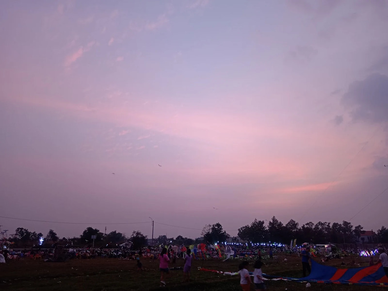 Có một đồng diều Bà Canh lộng gió nơi ngoại ô Sài Gòn 6