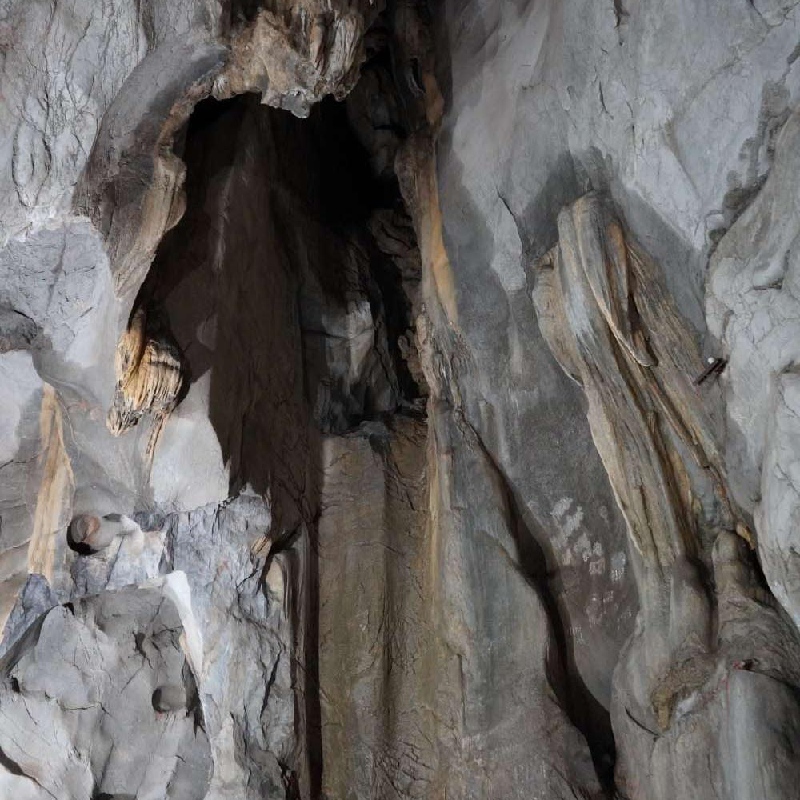 Động Kính Chủ Hải Phòng: Kiệt tác hang động linh thiêng 7