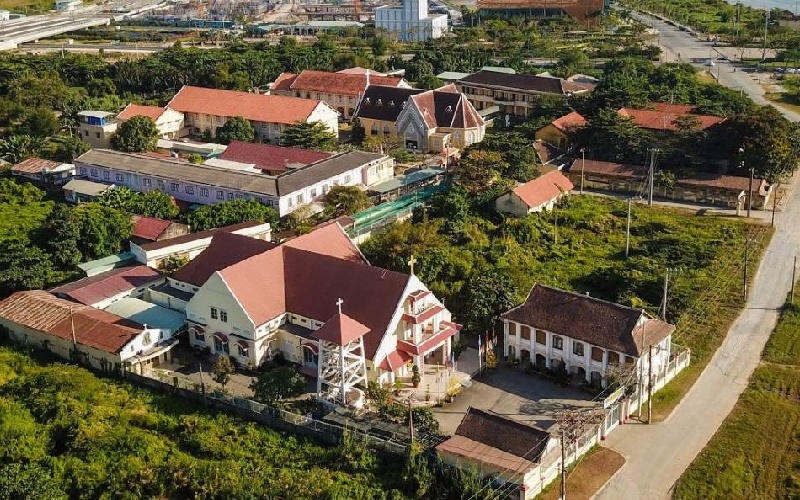 Dòng Mến Thánh Giá Thủ Thiêm: Biểu tượng tôn giáo tại Sài Gòn 9