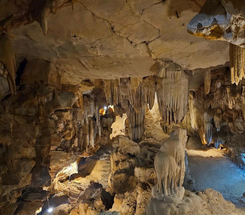 Động Vái Giời: Hành trình khám phá 3 cõi huyền bí giữa lòng di sản 3